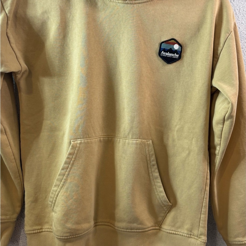 Avalanche Men's Beige Crewneck Sweater